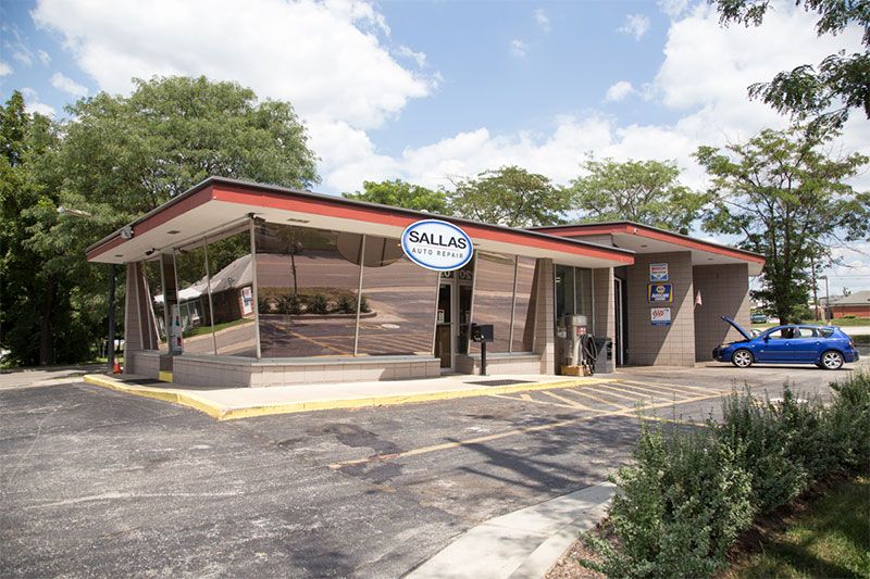 Sallas Auto Repair - Overland Park